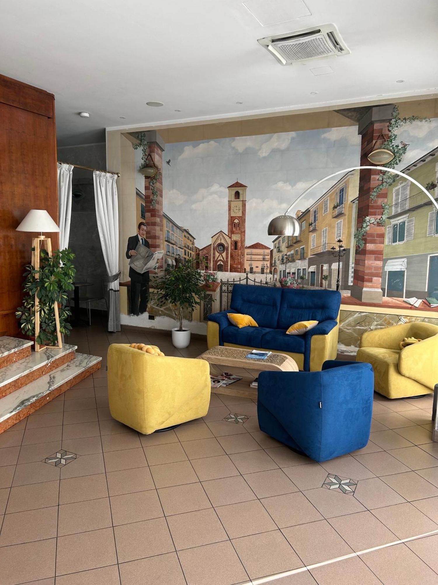 Hotel City キヴァッソ エクステリア 写真