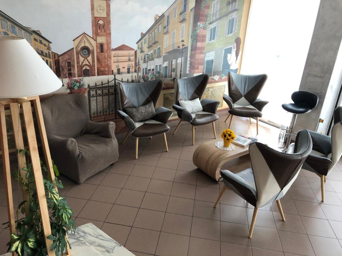 Hotel City キヴァッソ エクステリア 写真