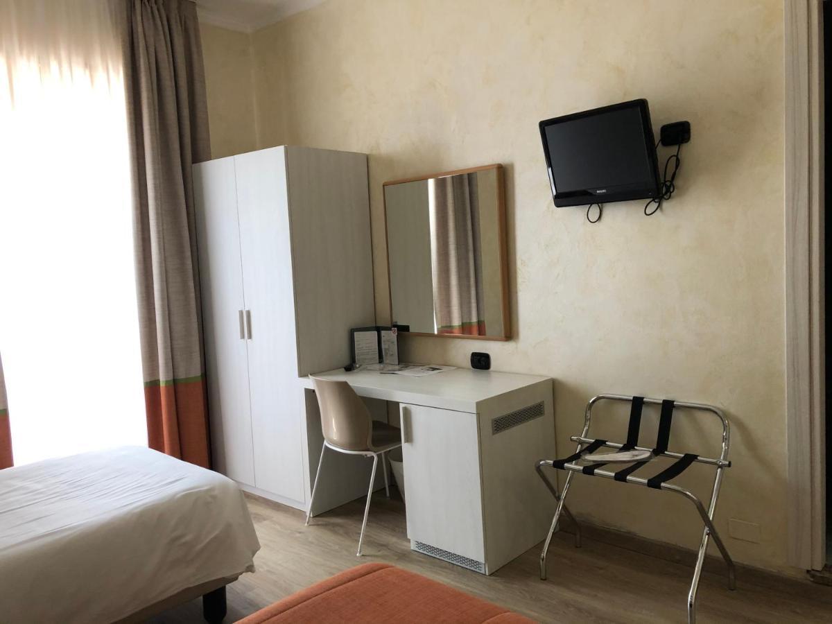 Hotel City キヴァッソ エクステリア 写真